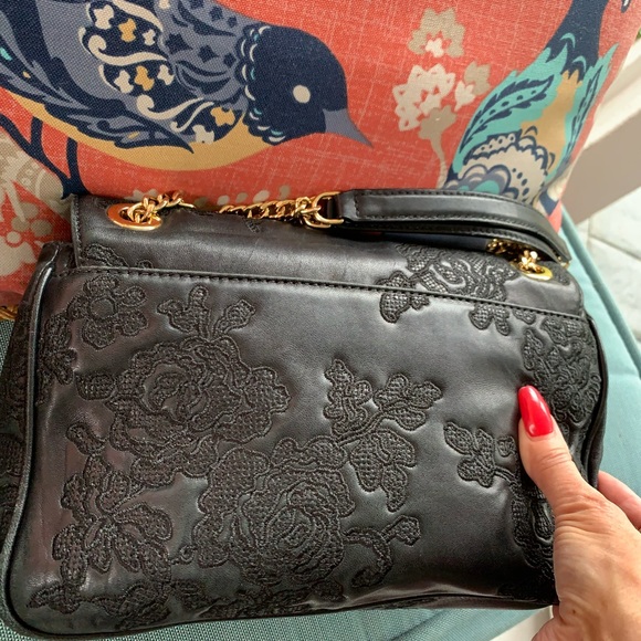 Michael Kors Sloan Lace Leather Shoulder Bag - Picture 5 of 13